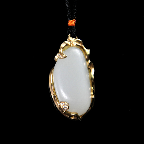 籽料原石镶嵌 - 和田玉-鸣亨玉道